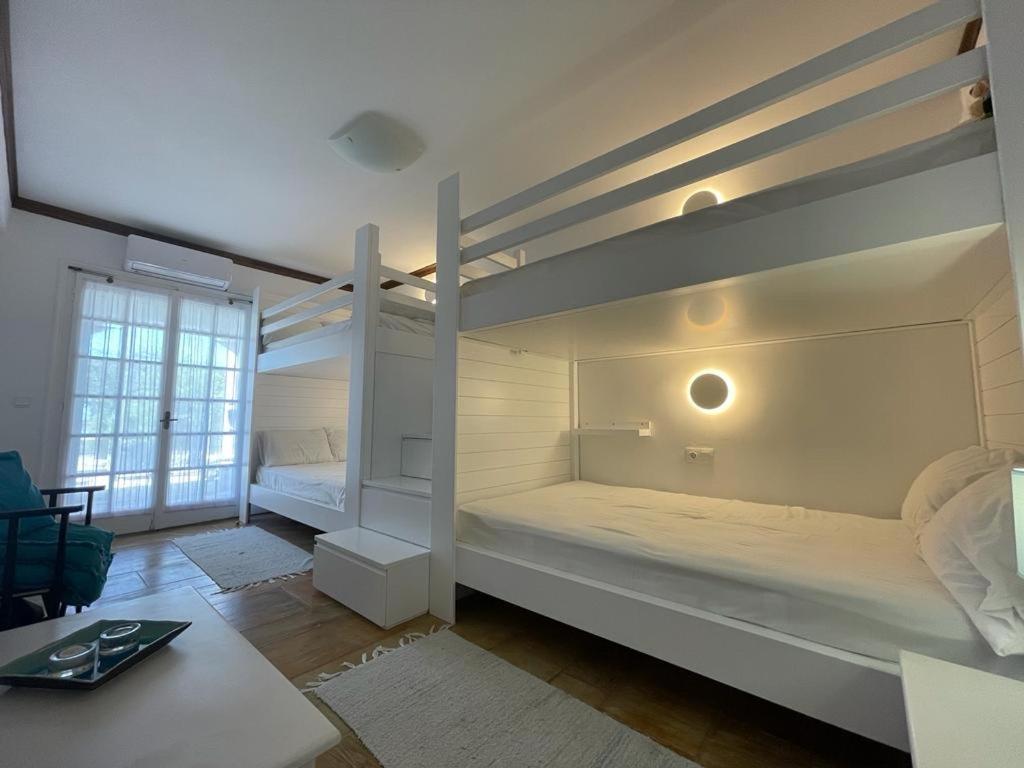 Sarwnisland Villa Lagonisi Dış mekan fotoğraf
